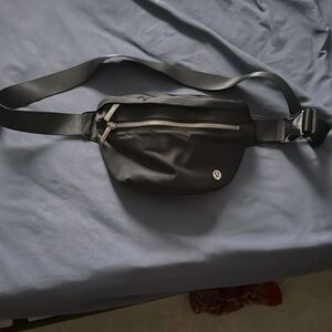 Lululemon Athletica Black Travel Bag Sleek Durable Design